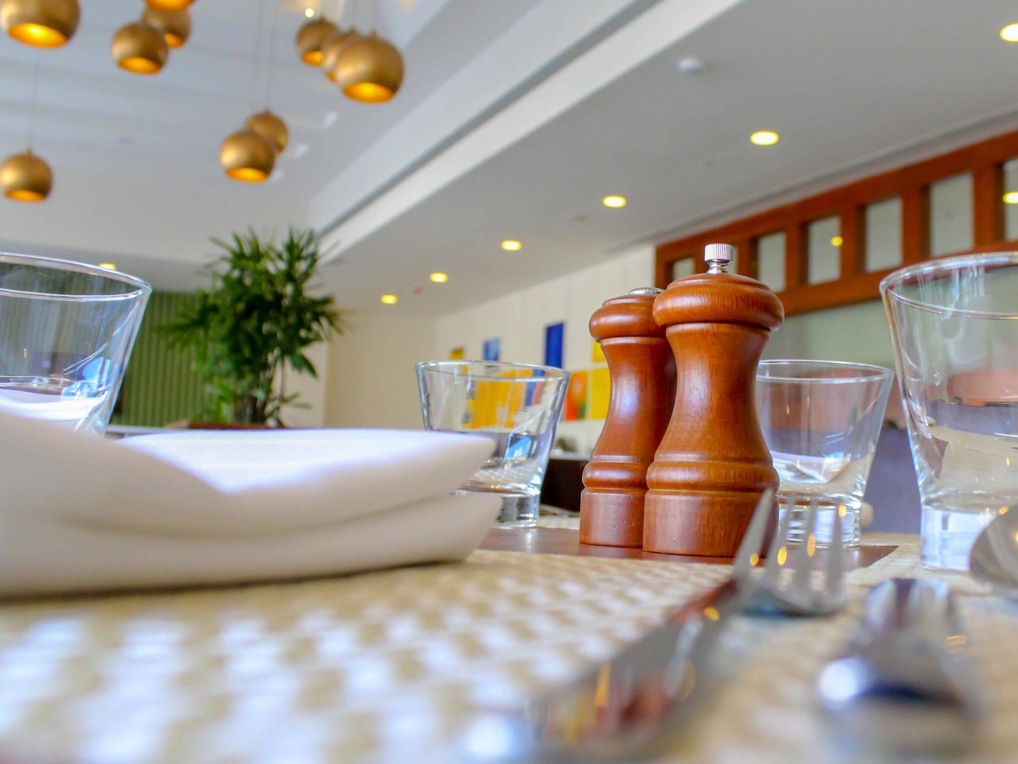 Kalyan Grand - a business hotel Vandalur Bagian luar foto