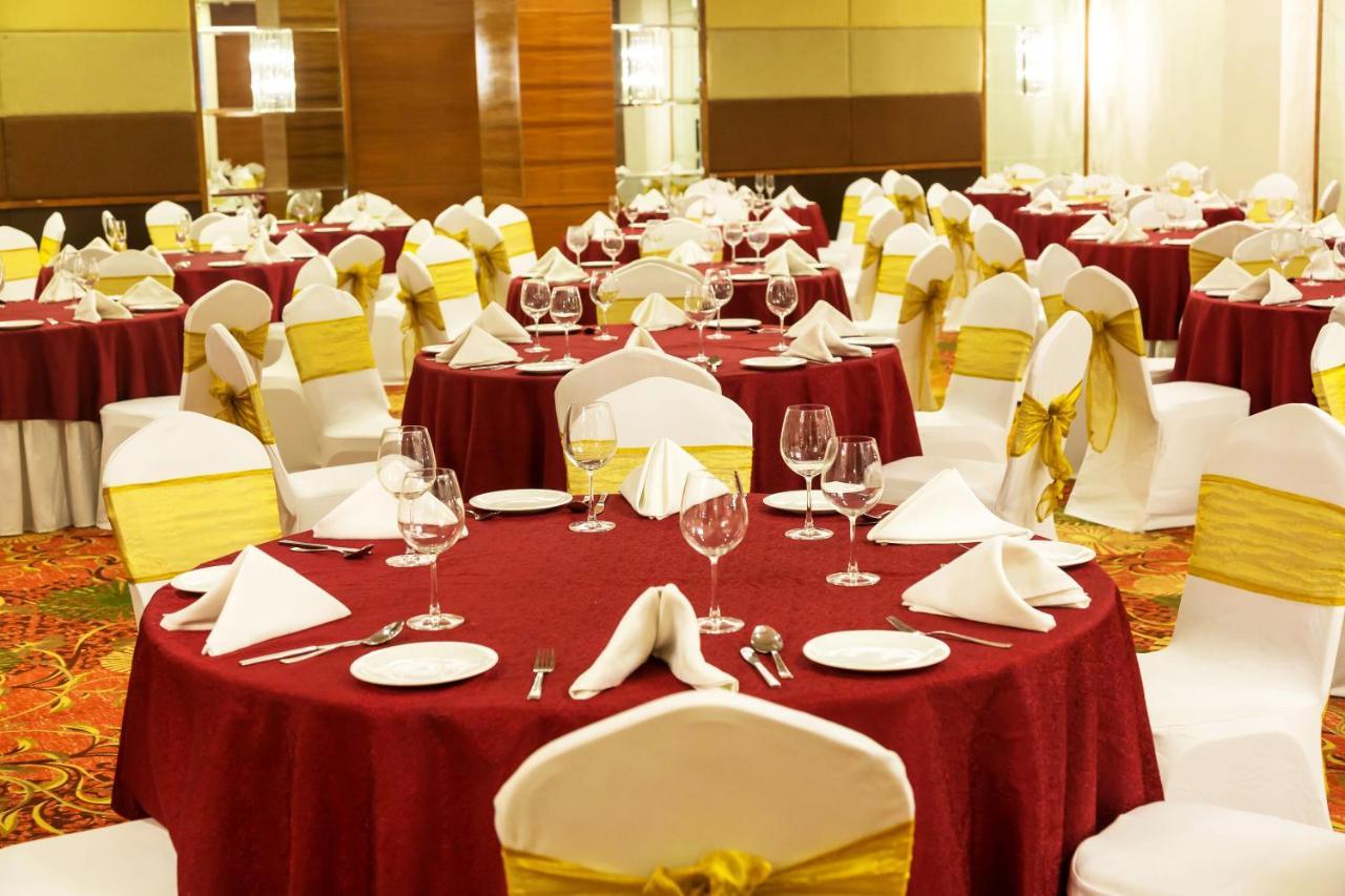 Kalyan Grand - a business hotel Vandalur Bagian luar foto