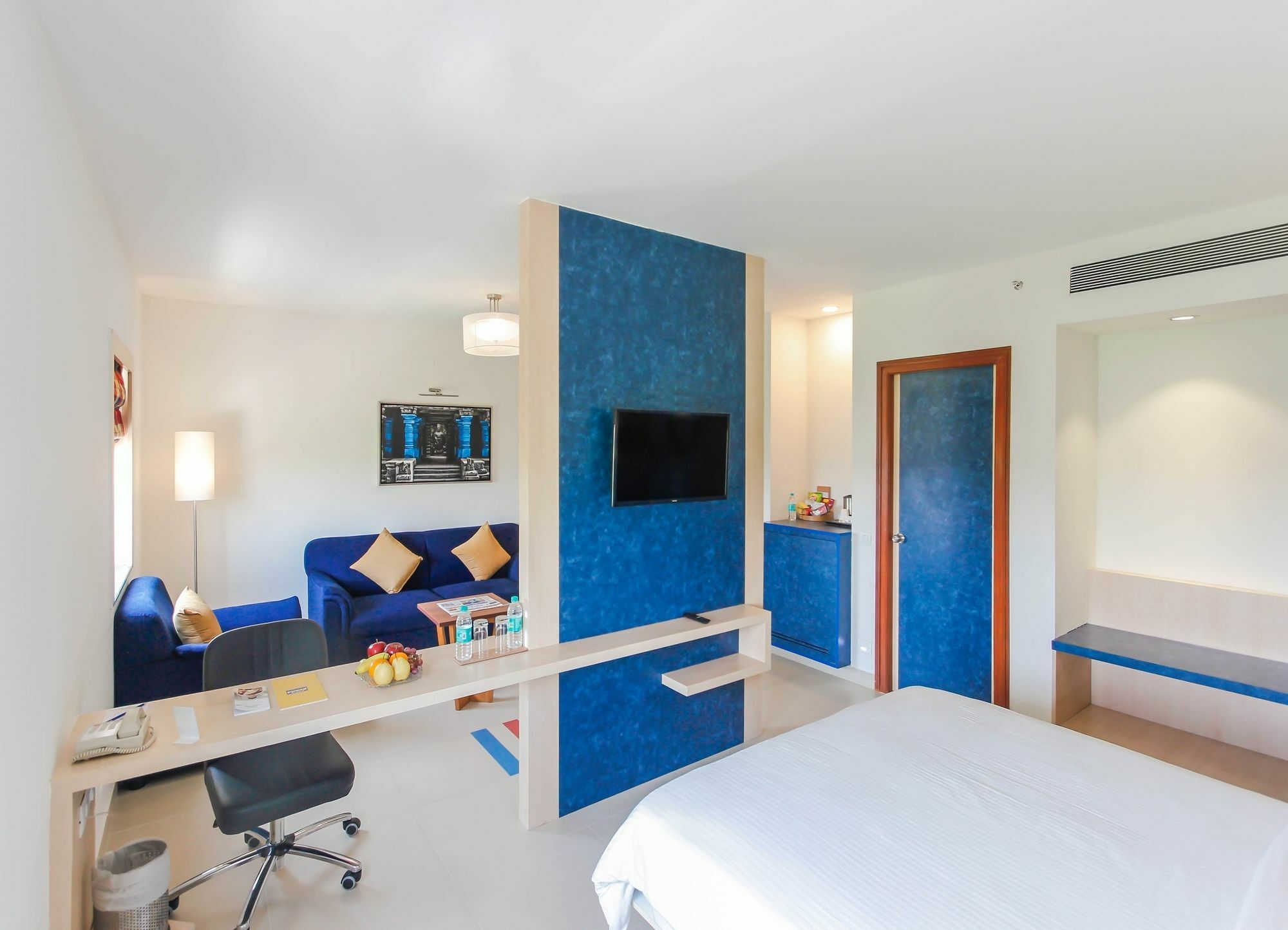 Kalyan Grand - a business hotel Vandalur Bagian luar foto