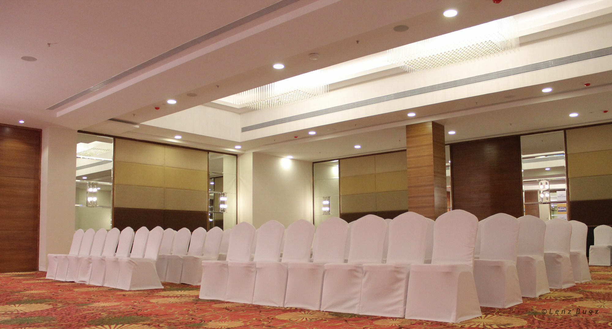 Kalyan Grand - a business hotel Vandalur Bagian luar foto