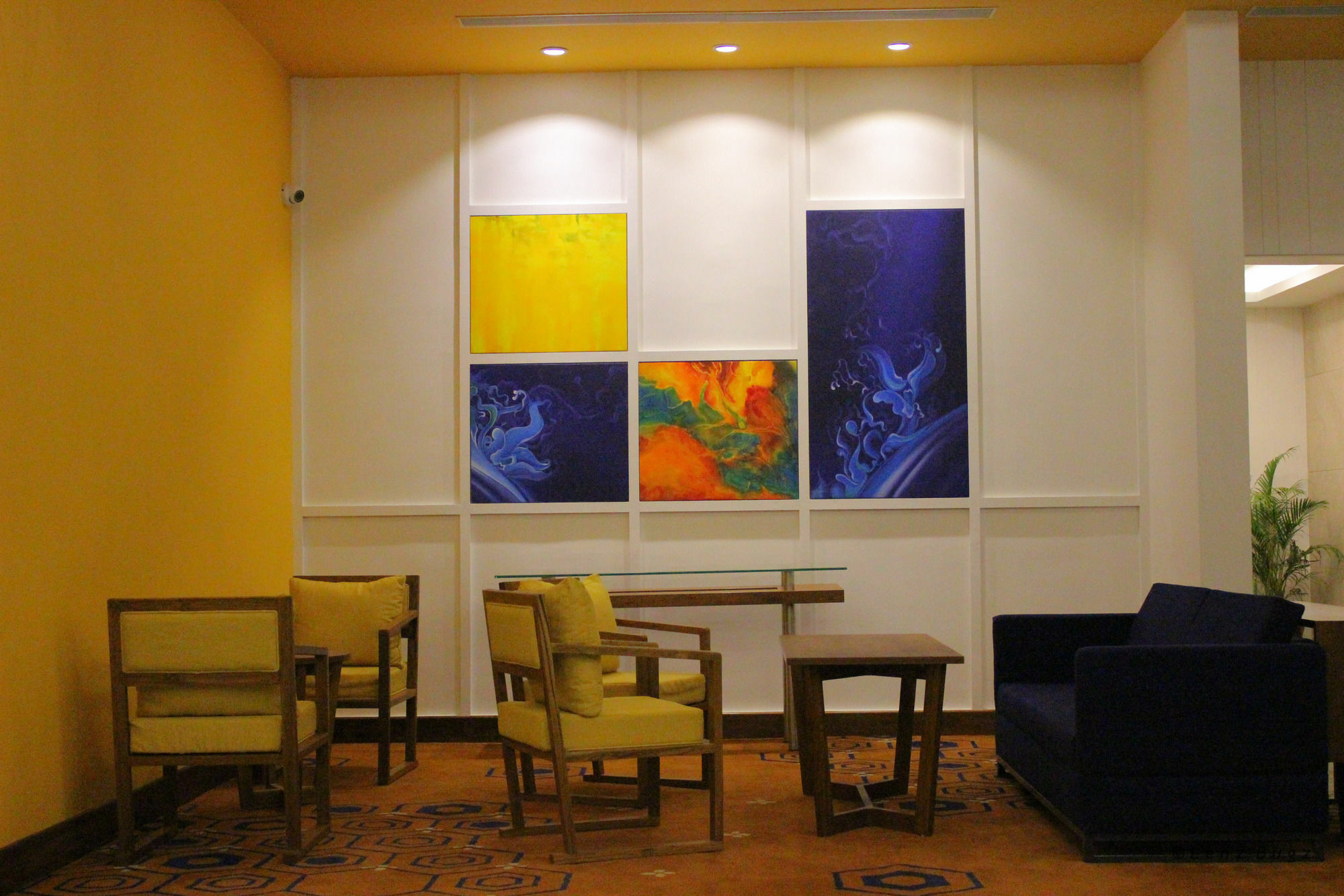 Kalyan Grand - a business hotel Vandalur Bagian luar foto