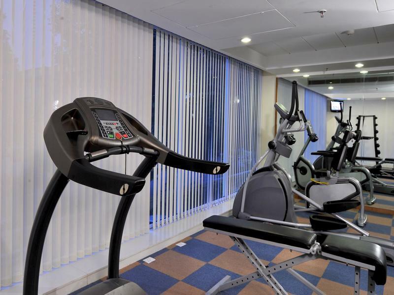 Kalyan Grand - a business hotel Vandalur Bagian luar foto