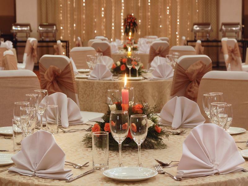 Kalyan Grand - a business hotel Vandalur Bagian luar foto